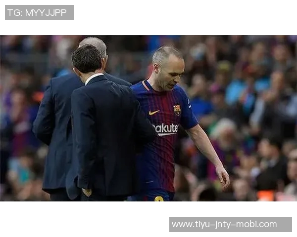 保利尼奥质疑伊涅斯塔未获金球奖称赞梅西场上表现无所不能