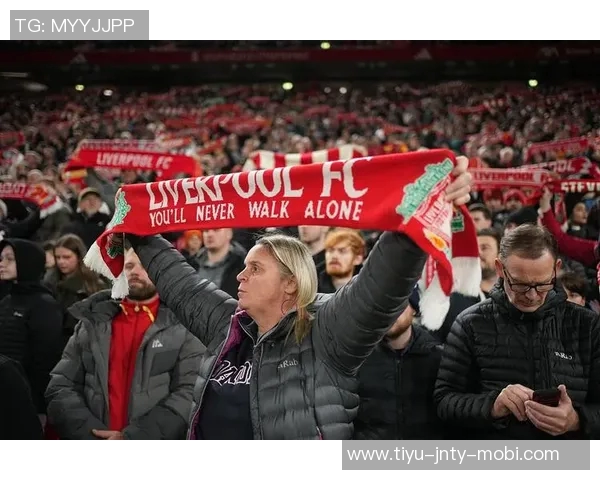 早报：利物浦强势反弹连胜皇马遭遇两连败挑战艰难