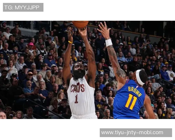 哈登本场比赛罚球表现出色19罚17中创赛季新高再创新纪录